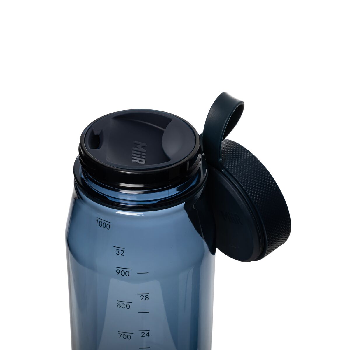 everywhere-bottle-f5 WebPDP-33oz_Everywhere_Bottle_TidalBlue__EWB1PN32215_X2Studio_TetherTwist.jpg