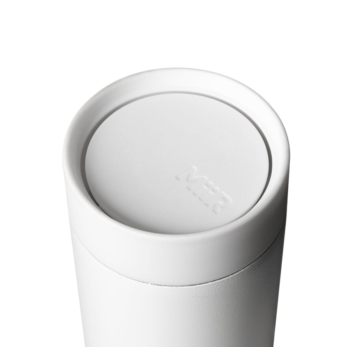 360-lid-s0 WebPDP-360_Lid_White__3602PNWM001_X2Studio_Closeup_Closed.jpg