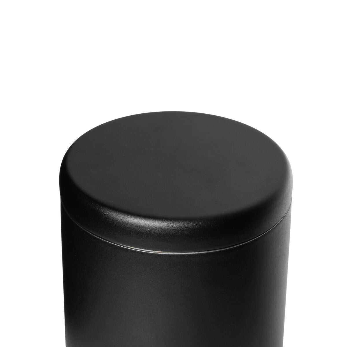 airlock-coffee-canister-e3 WebPDP-Airlock_Coffee_Canister__ACN2SVOS002_Black_X2Studio_45_Deg_Lid_On.jpg