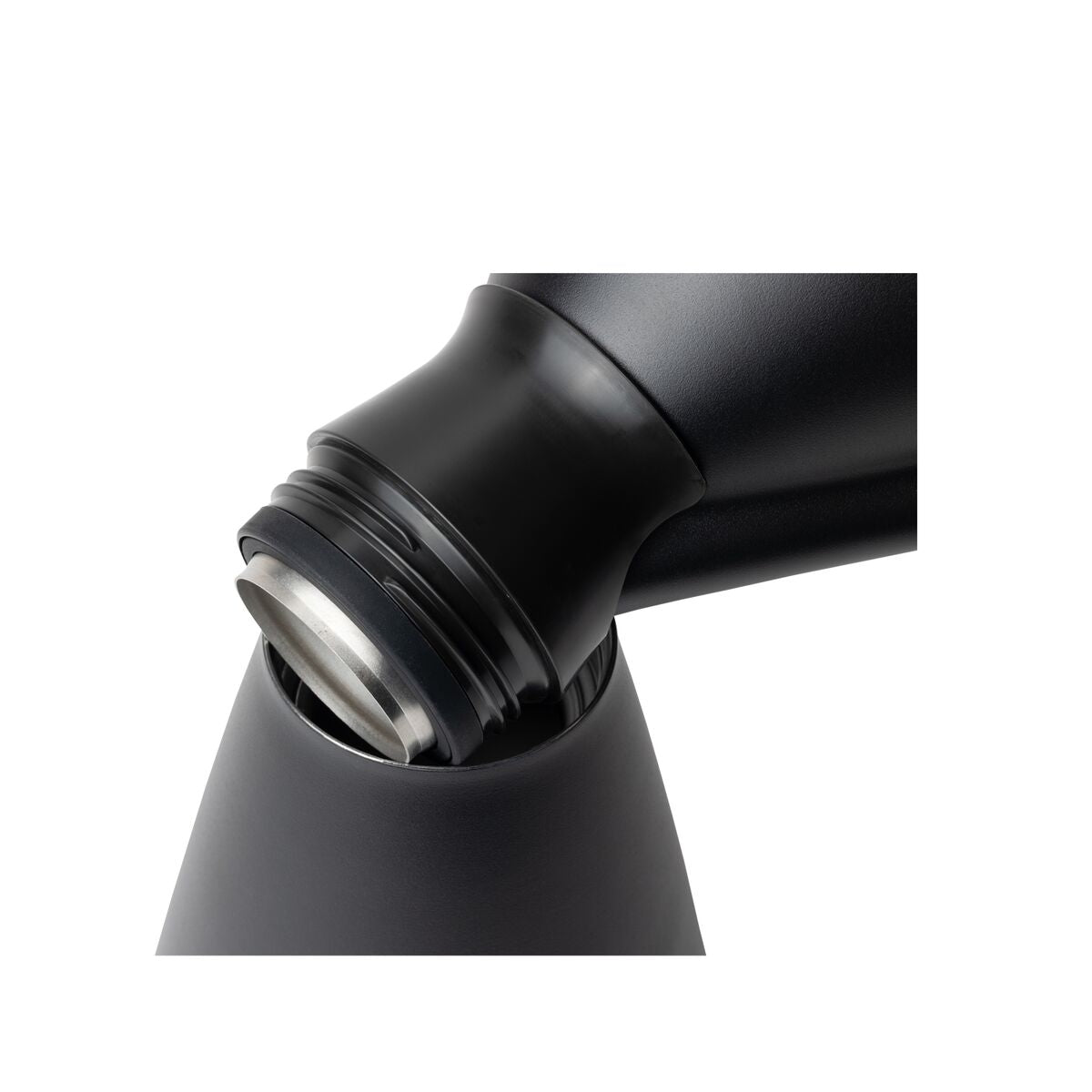 new-standard-carafe-s7 WebPDP-Carafe_Black_Studio_0722_45_Deg_Top_Staged__CAR1SVOS002.jpg