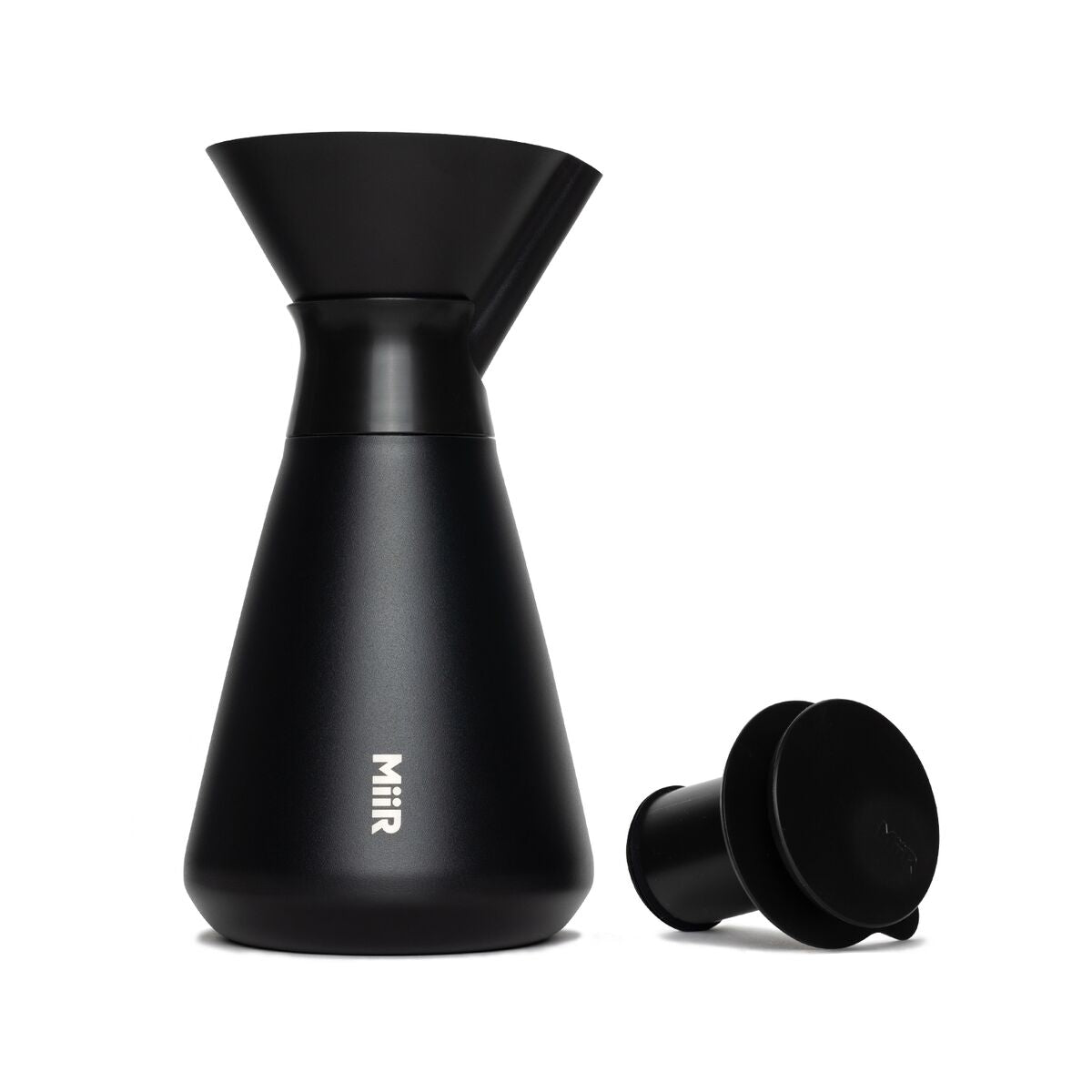 new-standard-carafe-s7 WebPDP-Carafe_Black_Studio_0722_Front_Lid_Staged__CAR1SVOS002.jpg