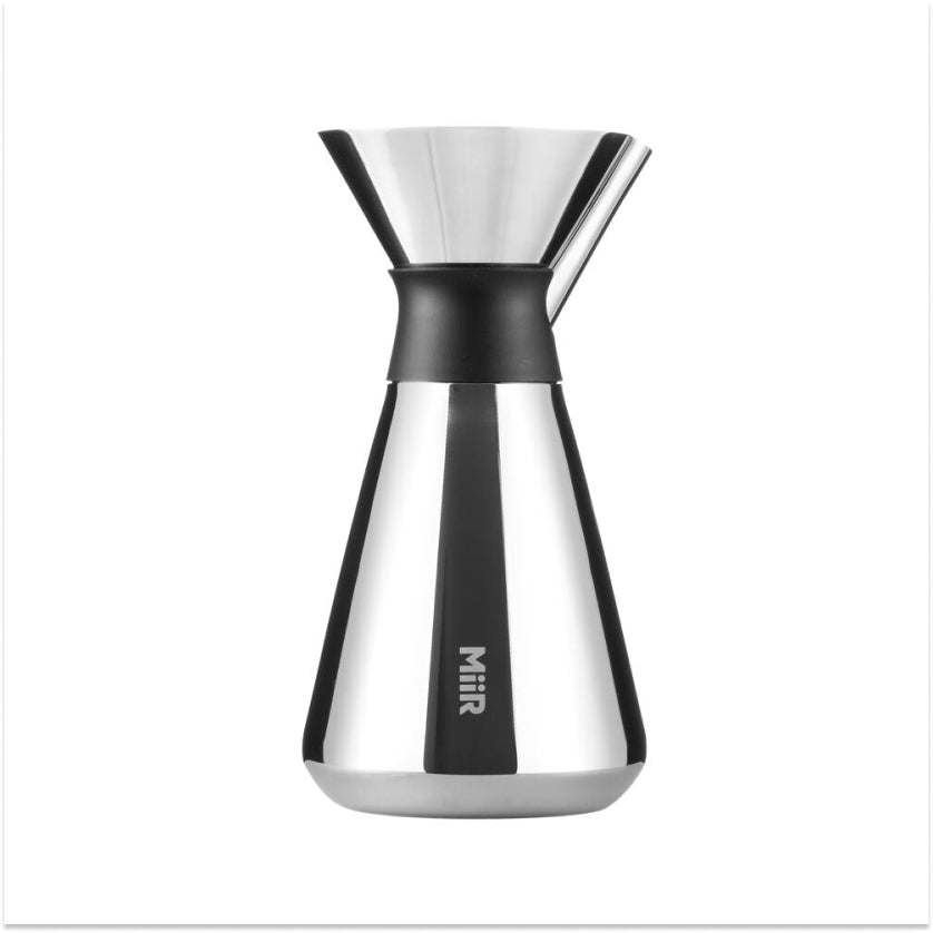 new-standard-carafe-s7 Web_PDP-Polished_Stainless_Carafe_33oz_SS_Studio_X2_07182024_Front_CAR1SVOS005_1.jpg