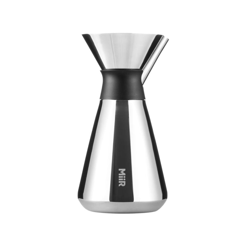 new-standard-carafe-s7 Web_PDP-Polished_Stainless_Carafe_33oz_SS_Studio_X2_07182024_Front_CAR1SVOS005_1_2.jpg